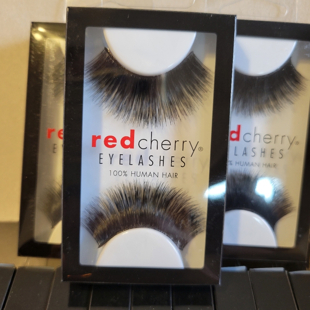 Red cherry eyelashes 101 blackbird